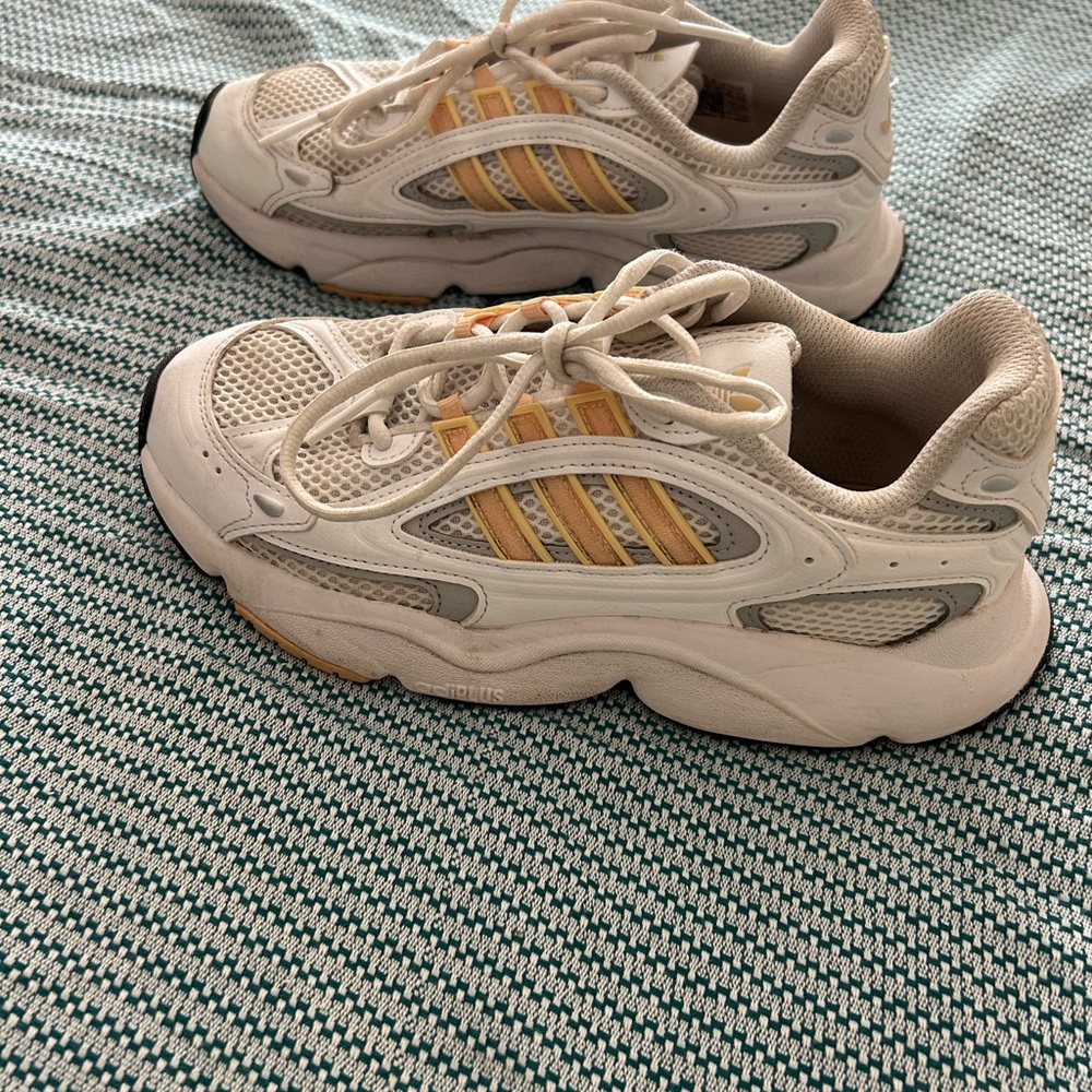 ADIDAS OZMILLEN SHOES W7
